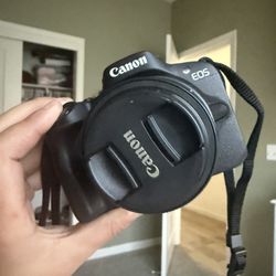 Cannon Eos R50