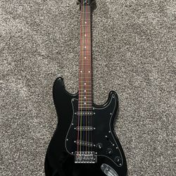 Sawtooth Electric Guitar & Amp - Must Go!