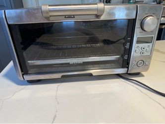 Breville toaster oven like new