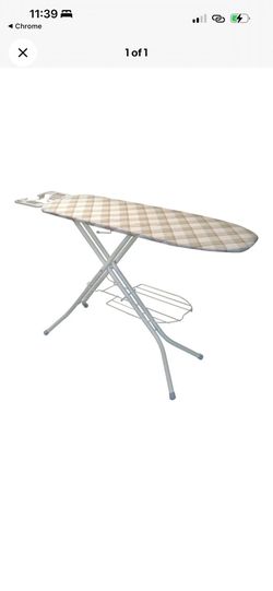 Like new polder iron stand