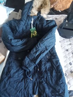 Wenyen Navy Blue Parka with Faux Fur Hood