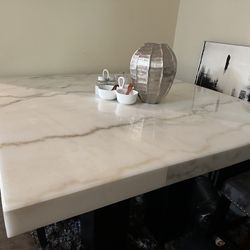 Marble Dinner Table And 4 Velvet Chairs 