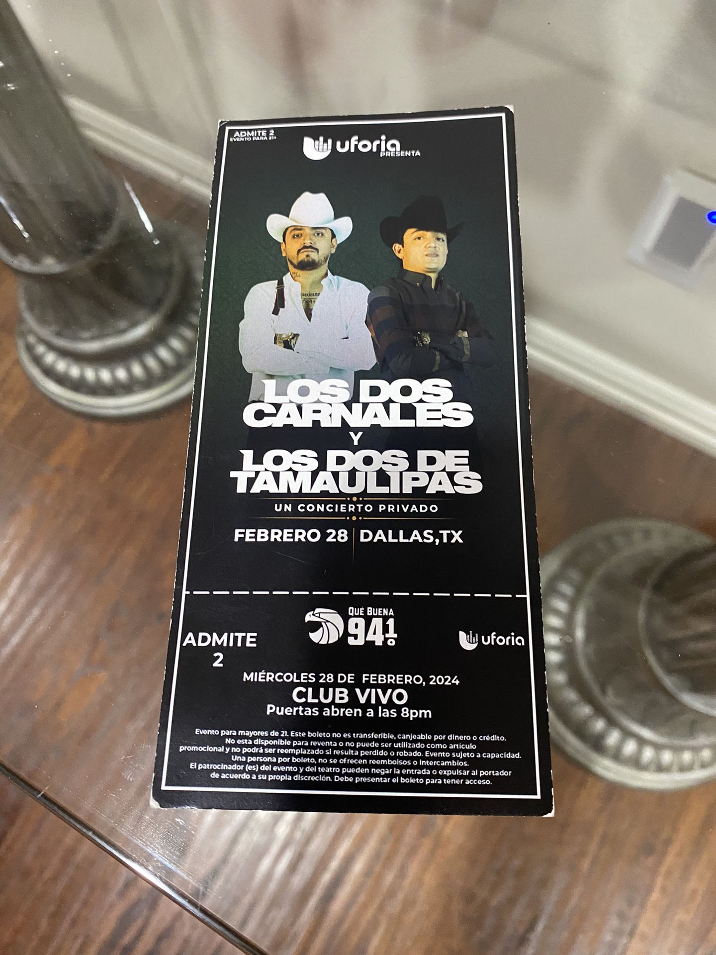 Los Dos Carnales Tickets