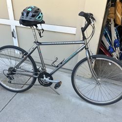 Specialized Hard Rock Hybrid Bicycle 