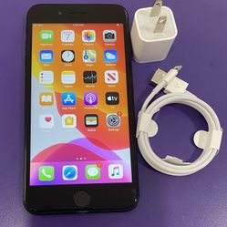 Factory unlocked apple iphone 7 plus, store warranty 