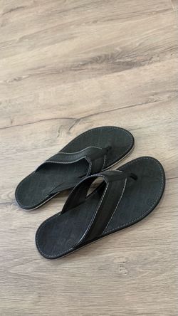 Louis Vuitton Monogram Thong Sandals