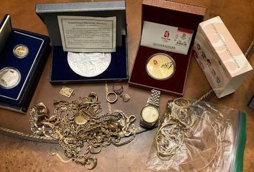 Sell your gold and silver jewelry.
