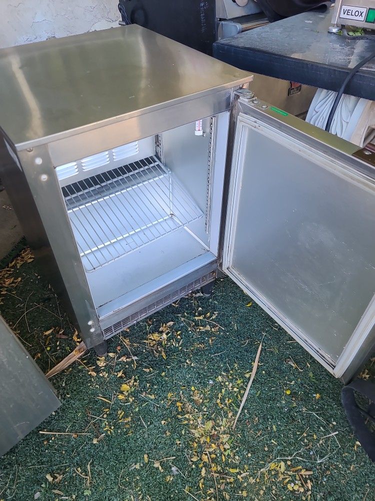 Commercial Beverage Air Refrigerator for Sale in Las Vegas, NV OfferUp