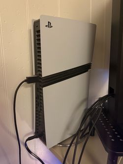PS5 Pro 2TB (Digital Edition) – Excellent Condition + Original Box + Hall Effect Controller