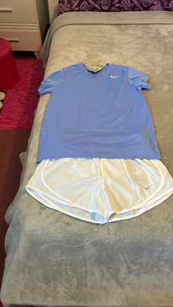 Nike Medium Set For $35 New 