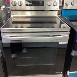 30 in. 6.3 cu. ft. Smart, Fan Convection, Electric Range 