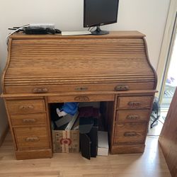 Oak craft Roll Top Desk With Key And Lock 