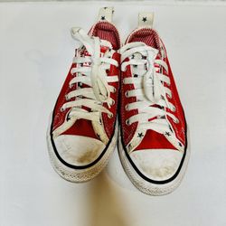 Converse Chuck Taylor RED w/ Stars Sneakers Patriotic Low Top Boys Girls SZ 1