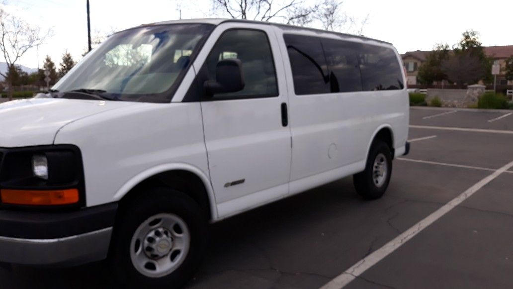 2004 Chevrolet Express