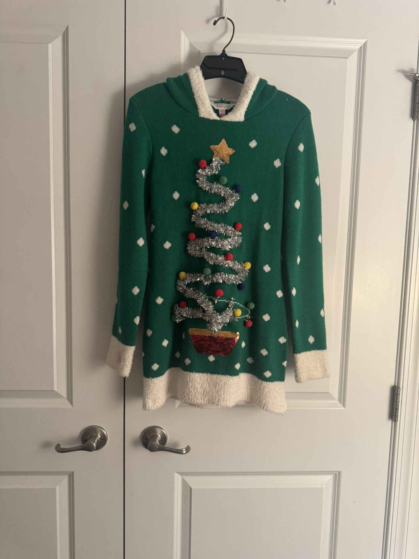 Women’s Hooded Christmas Sweater
