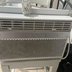 GE Window Air conditioner 