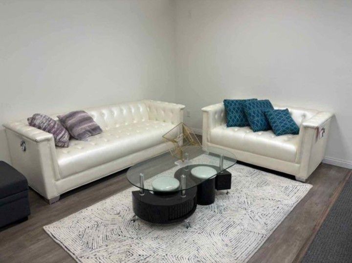 Loveseat & Sofa Set in Pearl White