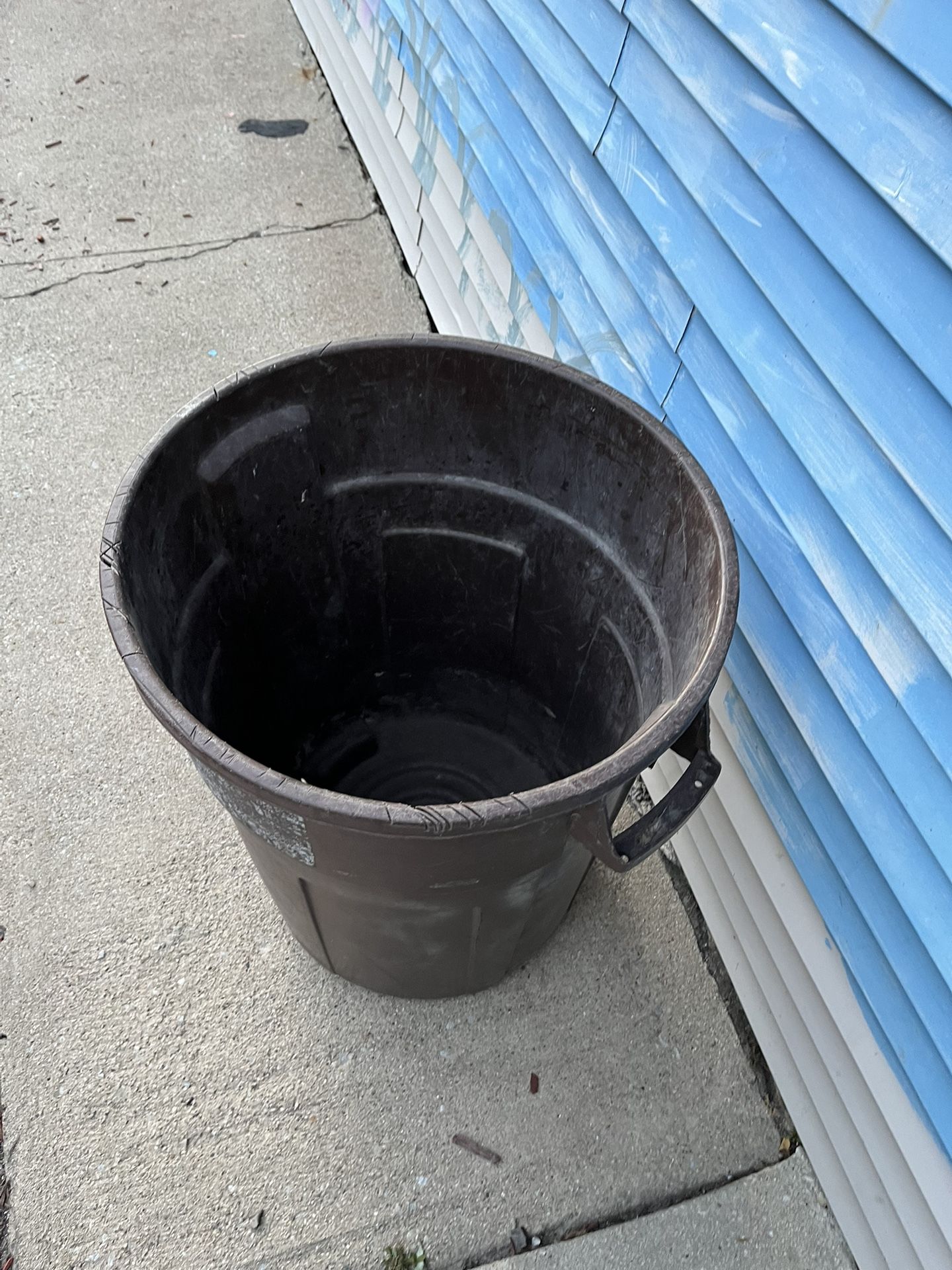 Trash Can