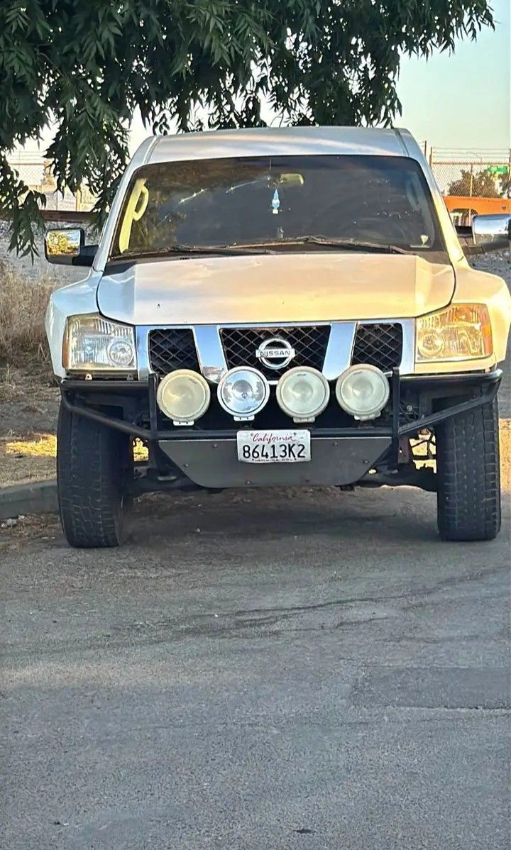 2005 Nissan Titan