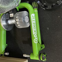 Kinetic Bike Trainer w/ Bluetooth