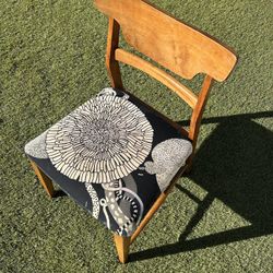 MCM Mid Century Modern Wooden Chair