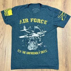 Grunt Style Air Force Fly The Unfriendly Skies Mens Small Military USA #15A