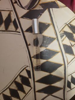 VICTORIA'S SECRET ANGEL