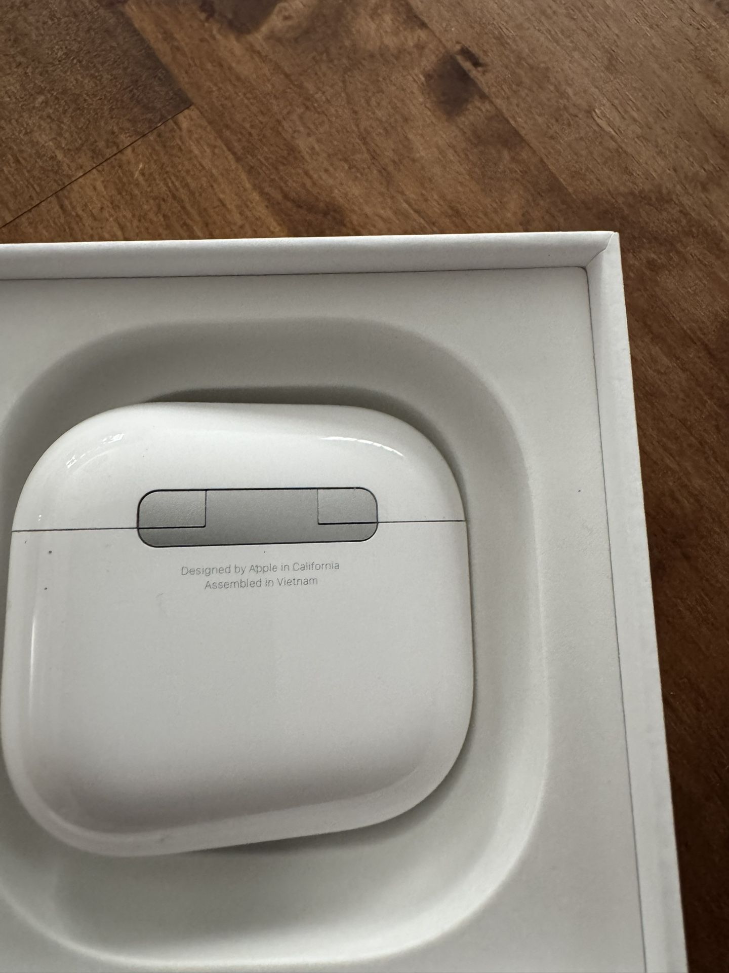 Authentic Apple AirPods 4 Charging Case