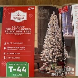 Pre Lit  Christmas Tree