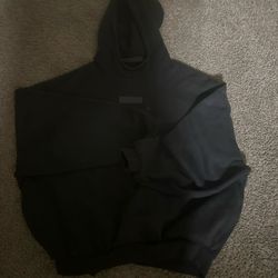 Essential Hoodie Medium