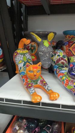Decoración de Talavera.  12031 Firestone Blvd Norwalk ca 90650