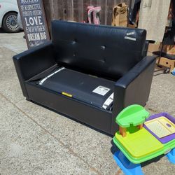 Guest Couch - Black