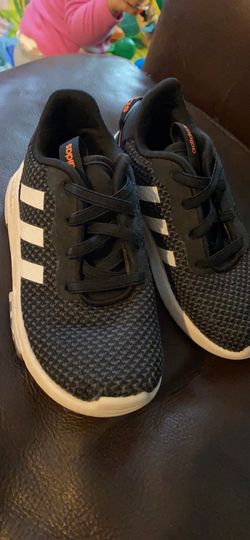 Adidas Tennis Shoes Sz 9