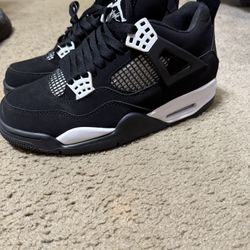 Air Jordan 4 White Thunder