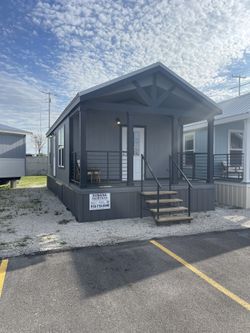 Tiny Home 1 Bed 1 Bath