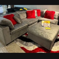 *Summer Closeout Sale!!!*---Floating Lima Gray Fabric Sectional Sofa W/Ottoman---Delivery And Financing Available🤠