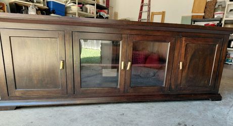 Tv stand (high quality wood)