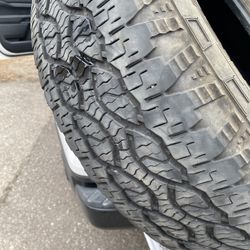 Good Year Tires 255/70R17
