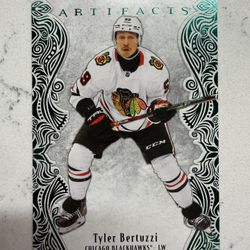 2025-26 Upper Deck Artifacts Tyler Bertuzzi #40 - JADE GREEN  /100 - Blackhawks