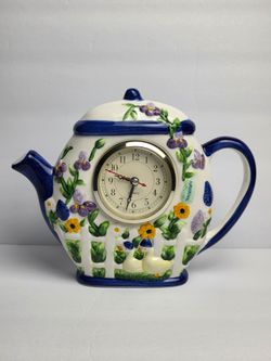 Teapot Clock Vintage Hand Painted Ceramic Floral Ducks Battery Operated
