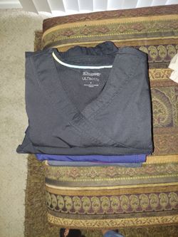 Womens Scrubs Like New!