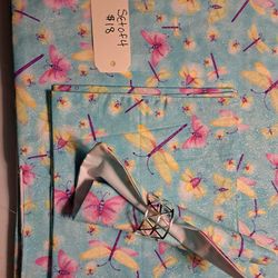 Set of matching handmade placements and napkins