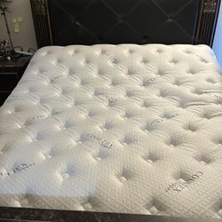 Mattresses Kings-Queens 50-80% Below Retail Factory Direct