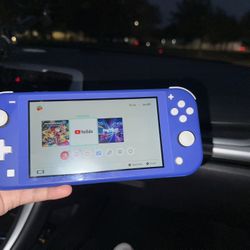 Nintendo Switch Lite 