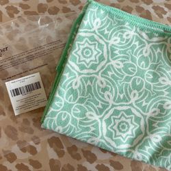 Hami Gym Towel (New) + Waterproof Pouch 