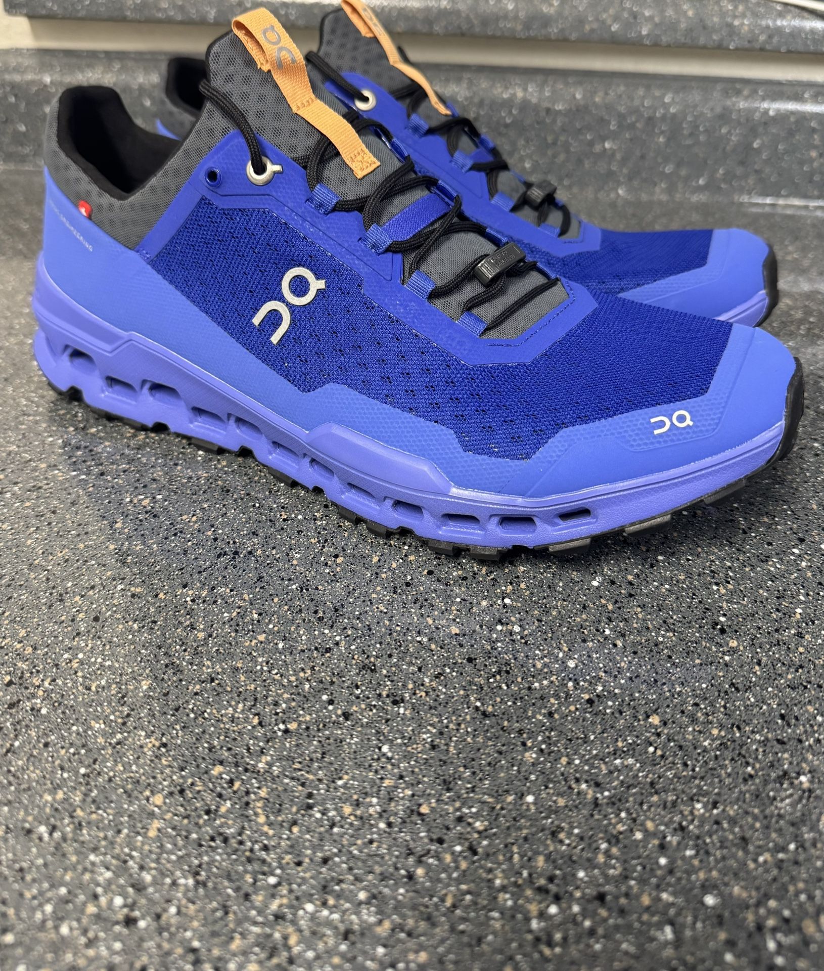 On CloudUltra Men’s 11.5 Helion