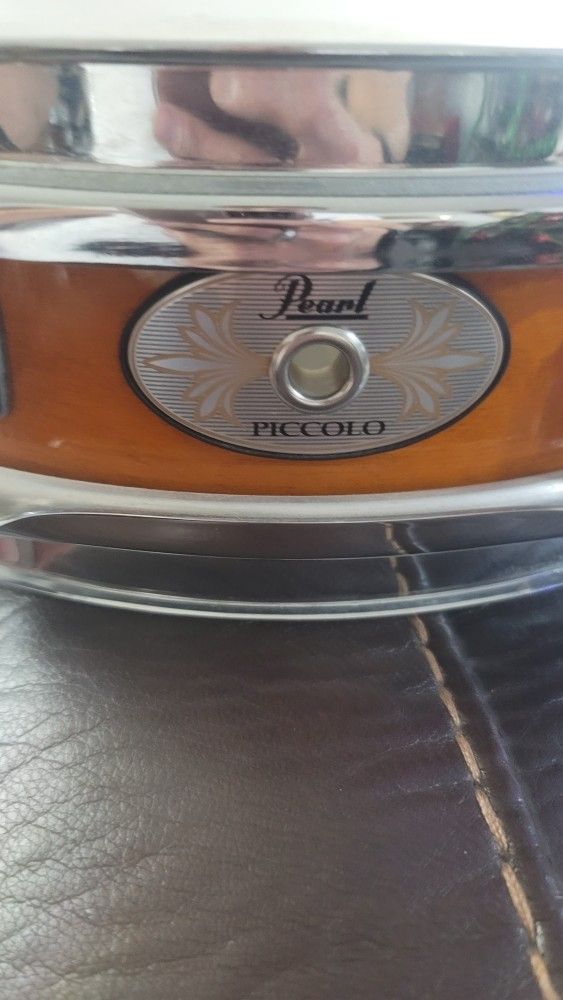 Pearl Maple Picollo Snare Drum