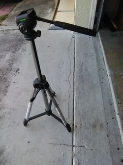 Tripod brand new