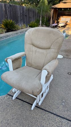Comfortable Glider Rocking Chair – $30