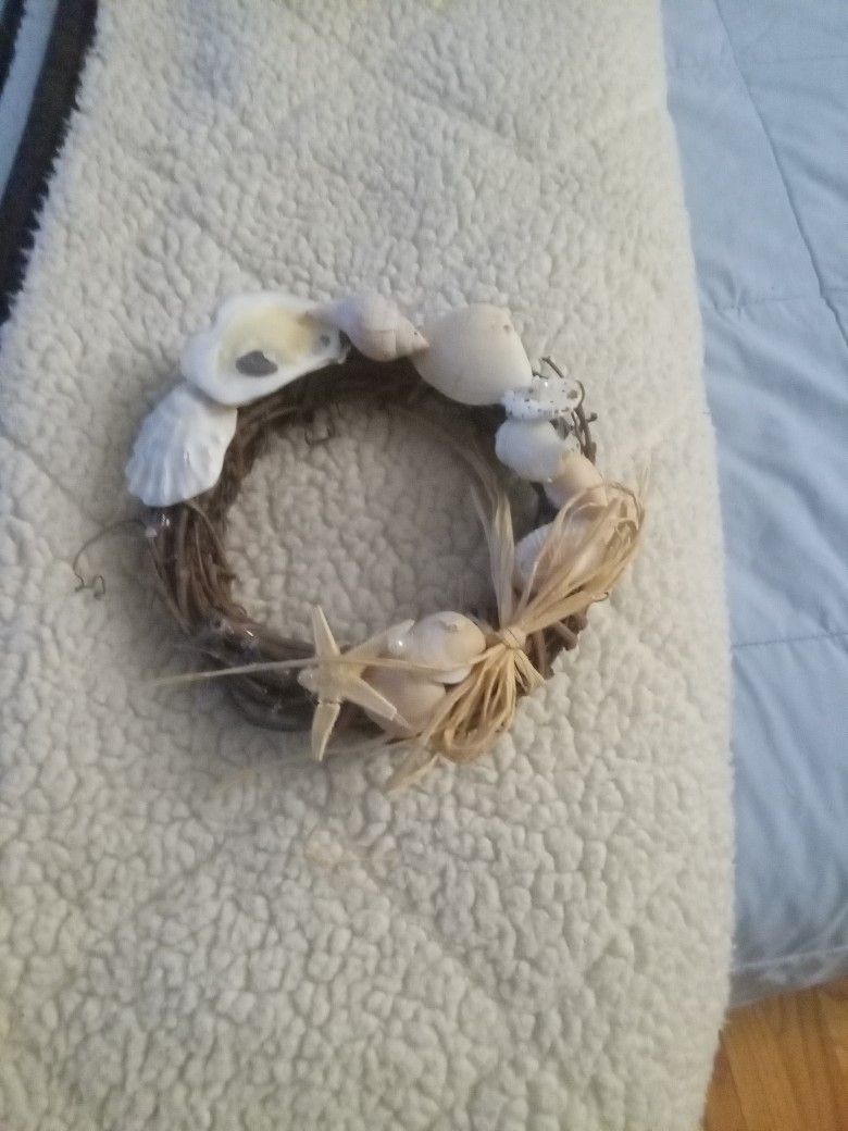 Shell. Wreath
